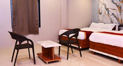 SIRI GRAND HOTEL Room Type - Standard Room