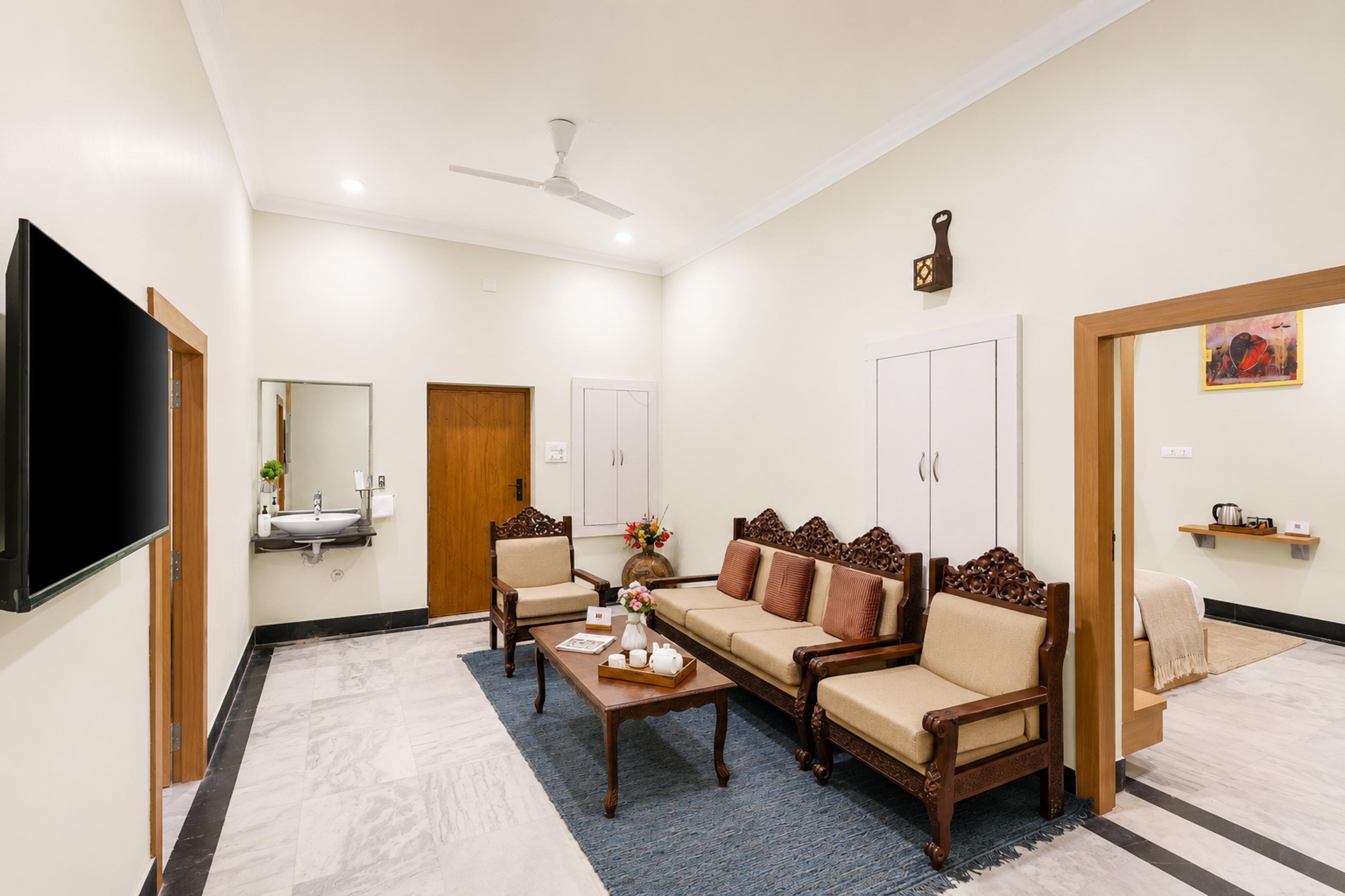 Alaya Stays Amar Villa | 3 BHK Retreat with Pvt Pool - Tap to explore photos