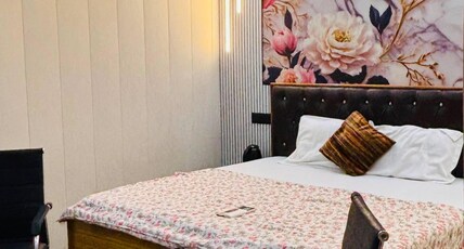 Ayodhya Comfortable Stay Near Ram Mandir Room Type - Family Deluxe Room 
