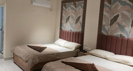 Hotel Royal Akkamahadevi Room Type - Double room