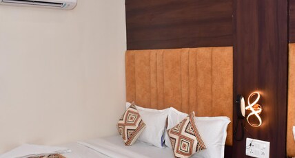 Hotel Real Inn Room Type - Triple Deluxe Room Hotel Real Inn Room Type - Triple Deluxe Room