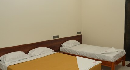 Riverside side Homestay Room Type - 5 bed room