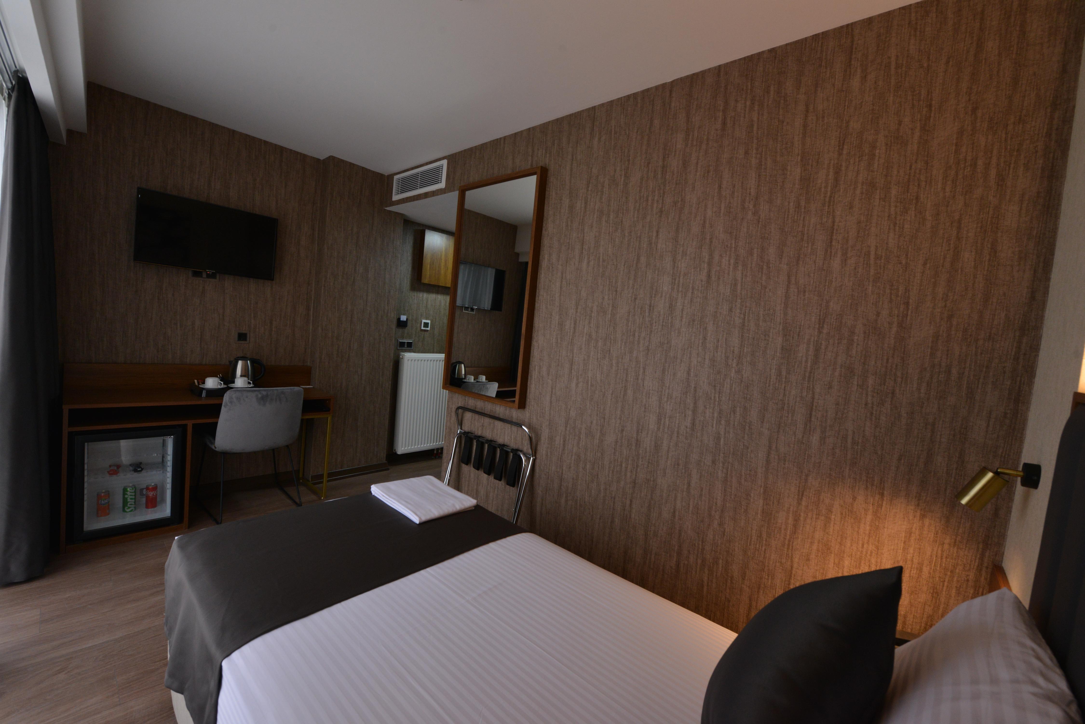 Istport Garden Hotel - Tap to explore photos