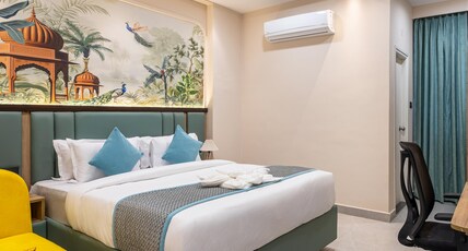 Monday Hotels & Suites Madhapur Room Type - Premium Room with Balcony