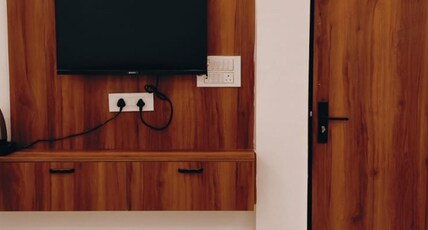 Ramayanaa inn Room Type - Deluxe Room 