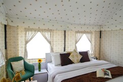 Skylight Retreat's Glamping tents with quintessential valley view