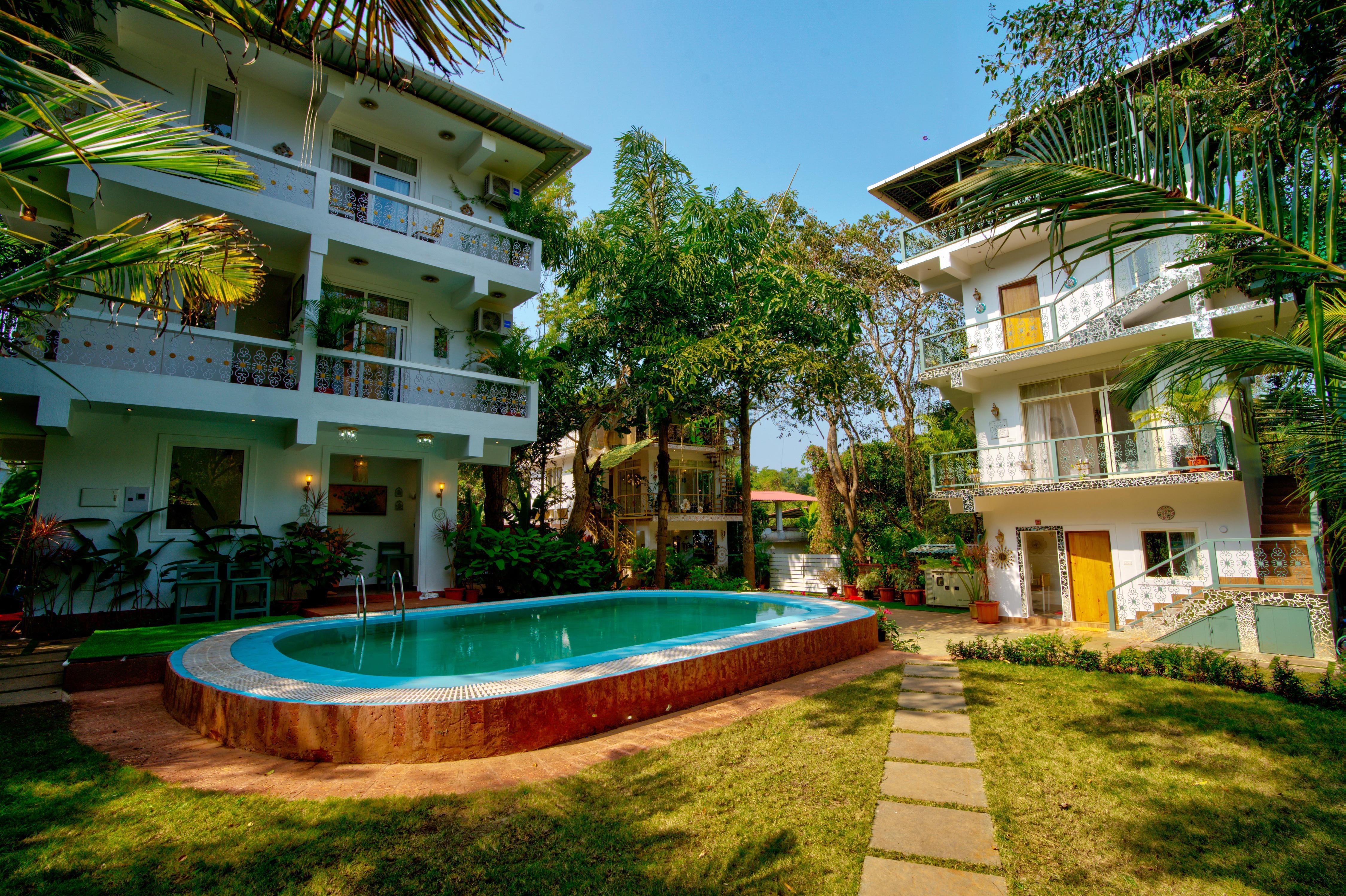 3Bhk villa with jacuzzi and bath tub - Tap to explore photos