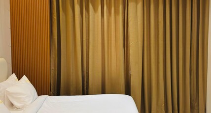 Aakarsh Inn Room Type - Suite Room