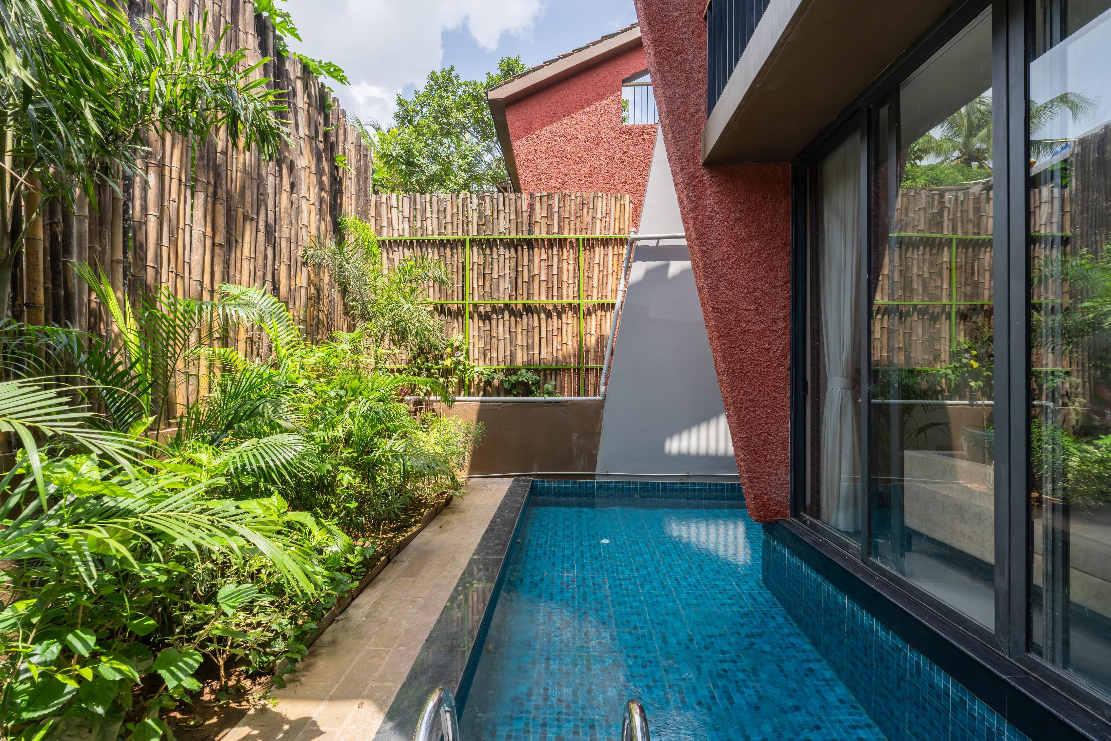 ELIVAAS Signature Coco Baia 3 BHK Villa with Pvt Pool & Terrace - Tap to explore photos