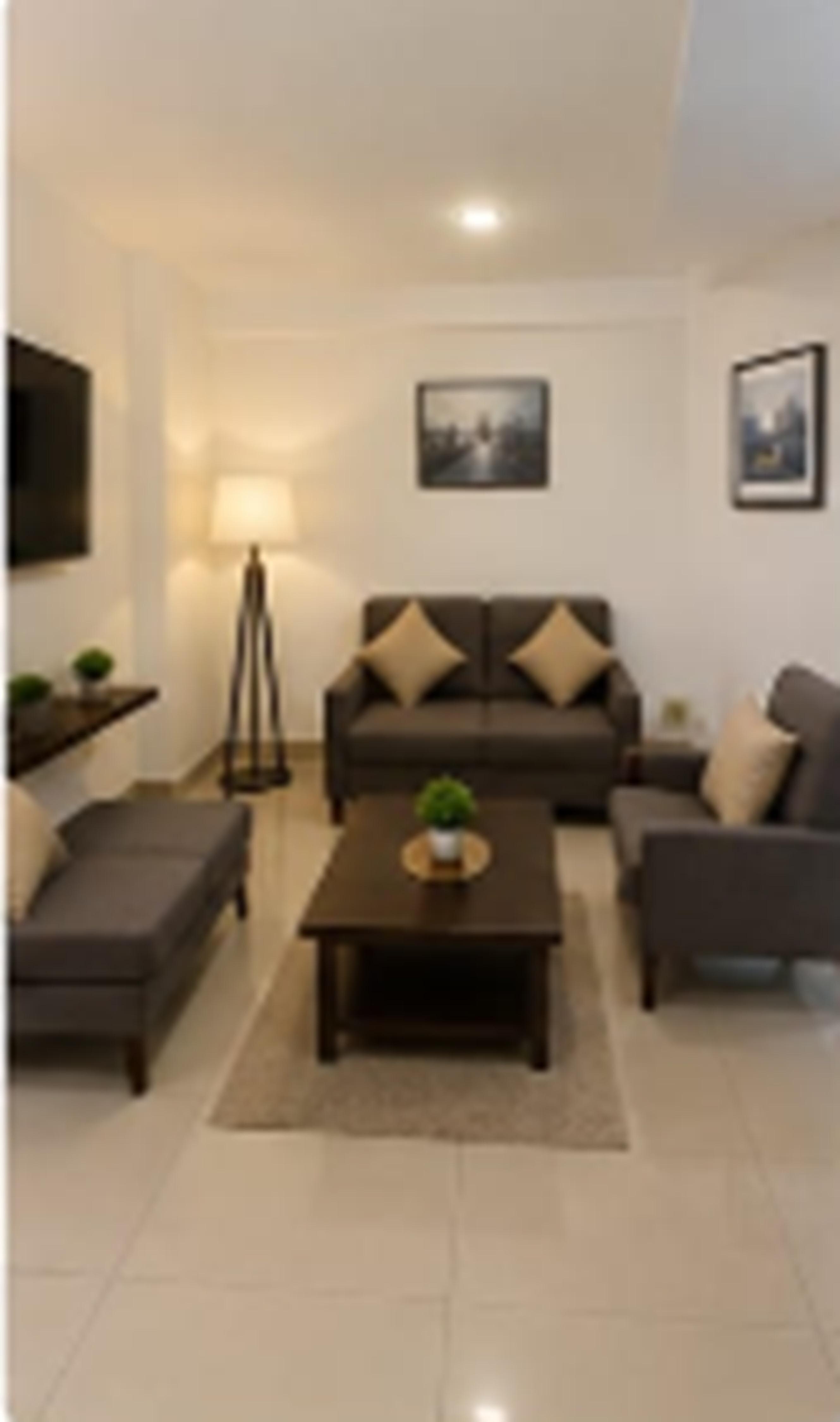 Marico O-603 Iscon Platinum Ahmedabad - Tap to explore photos