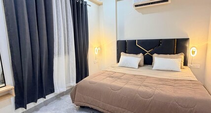 Cozy 1BHK in Indore Rooftop AC Free Parking Room Type - Cozy 1BHK in Indore Rooftop AC Free Parking