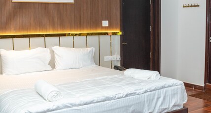 VV Residency Room Type - 1 Bedroom Suite with Balcony VV Residency Room Type - 1 Bedroom Suite with Balcony