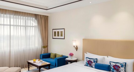 Tajview, Agra - IHCL SeleQtions Room Type - Deluxe Room King Bed with Shower Cubical