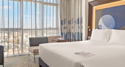 Novotel Abu Dhabi gate Room Type - Superior room with 1 Double bed and sofa