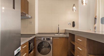 Novotel Abu Dhabi gate Room Type - Apartment with 1 double bed and 1 single bed