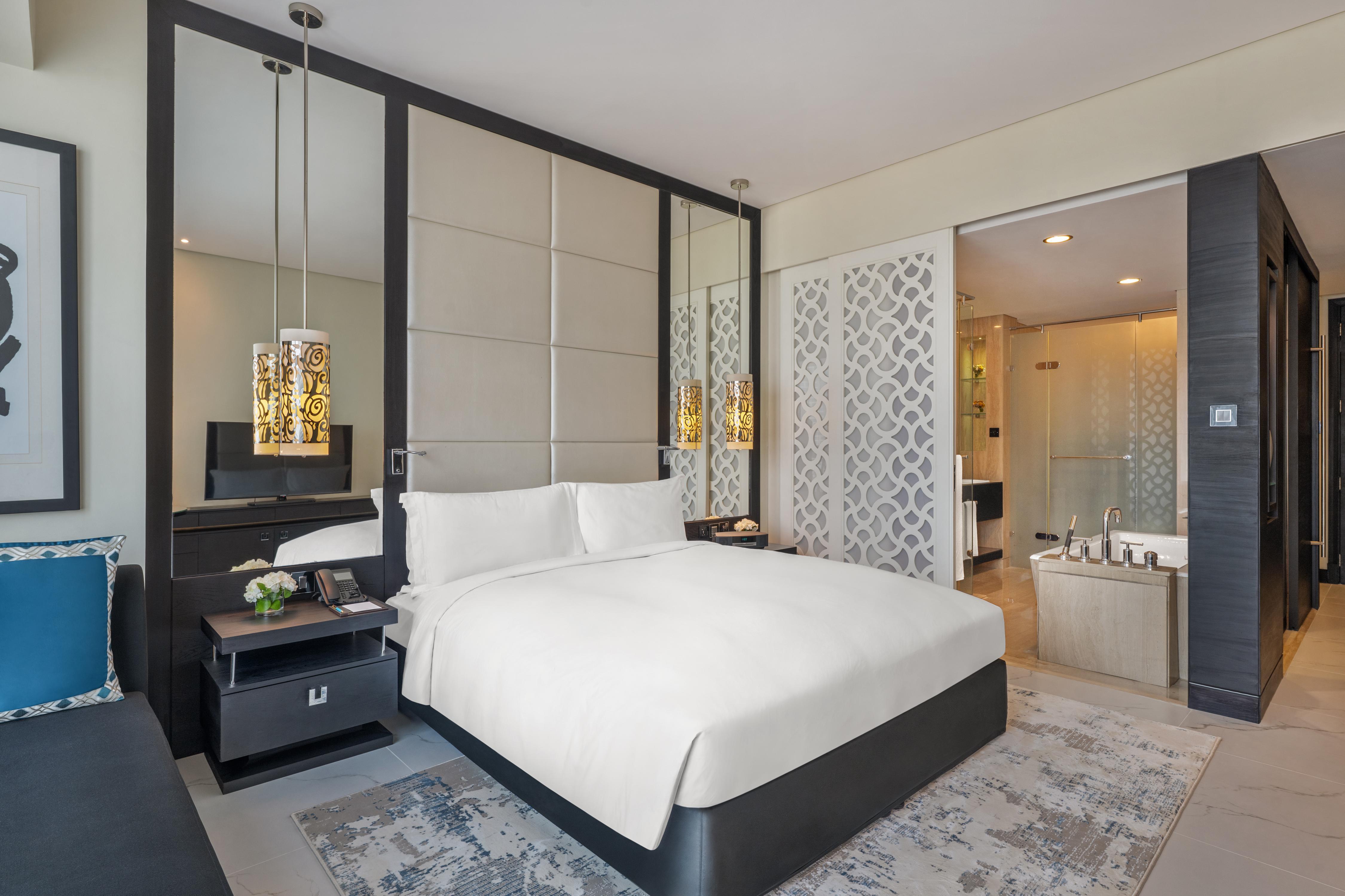 Sofitel Abu Dhabi Corniche Room Type - SUPERIOR ROOM, 1 King Bed, City View Sofitel Abu Dhabi Corniche Room Type - SUPERIOR ROOM, 1 King Bed, City View