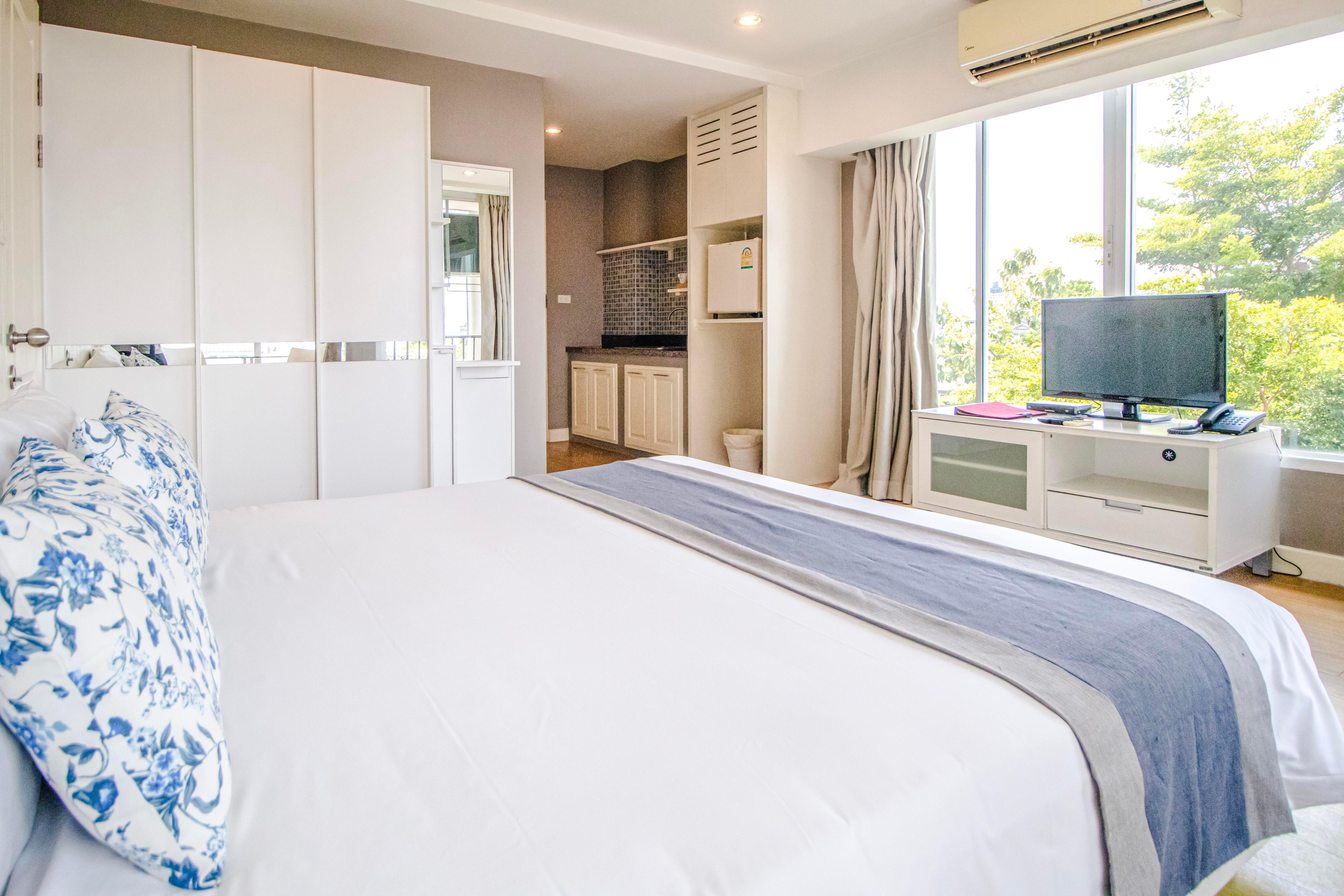 Cinnamon Hotel Bangkok Room Type - Deluxe King Room
