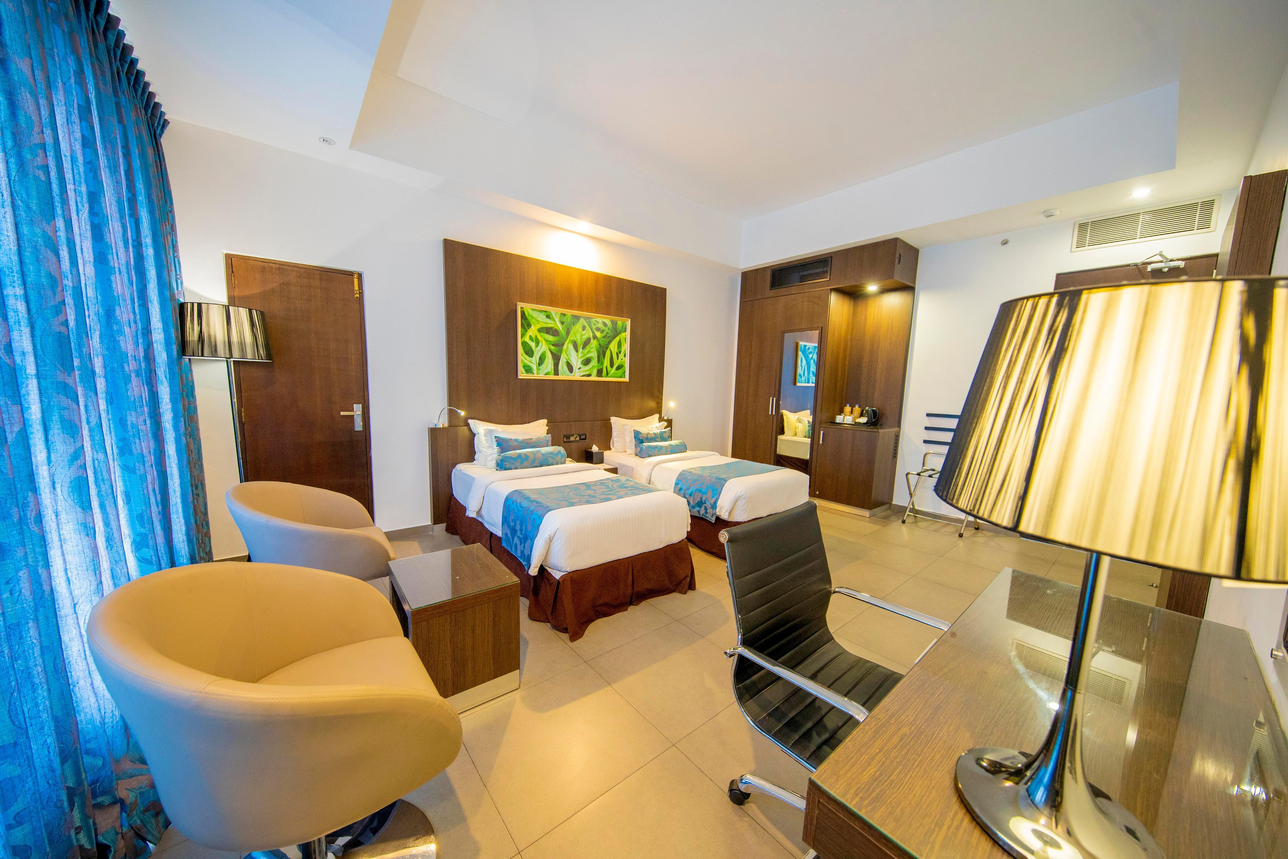Best Western Elyon Colombo Room Type - 2 Single Beds, Non-Smoking, Deluxe Room, Flat Screen Television, In-Room Safe, Wi-Fi, Coffee And Tea Best Western Elyon Colombo Room Type - 2 Single Beds, Non-Smoking, Deluxe Room, Flat Screen Television, In-Room Safe, Wi-Fi, Coffee And Tea