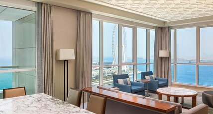 DoubleTree by Hilton Dubai, Jumeirah Beach Room Type - THREE BEDROOM FAMILY SUITE KITCHEN/BALCONY