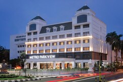 Metro Park View Hotel Kota Lama Semarang