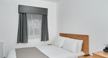 Best Western Greater London Hotel Room Type - 1 Double Bed, Non-Smoking, Standard Room Best Western Greater London Hotel Room Type - 1 Double Bed, Non-Smoking, Standard Room