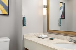DoubleTree by Hilton Hotel London Ontario