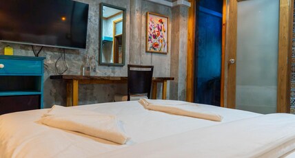 Maamadi Boutique Hotel Room Type - Deluxe Queen Room