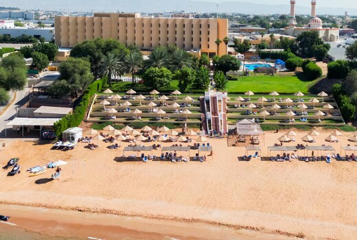BM Beach Hotel
