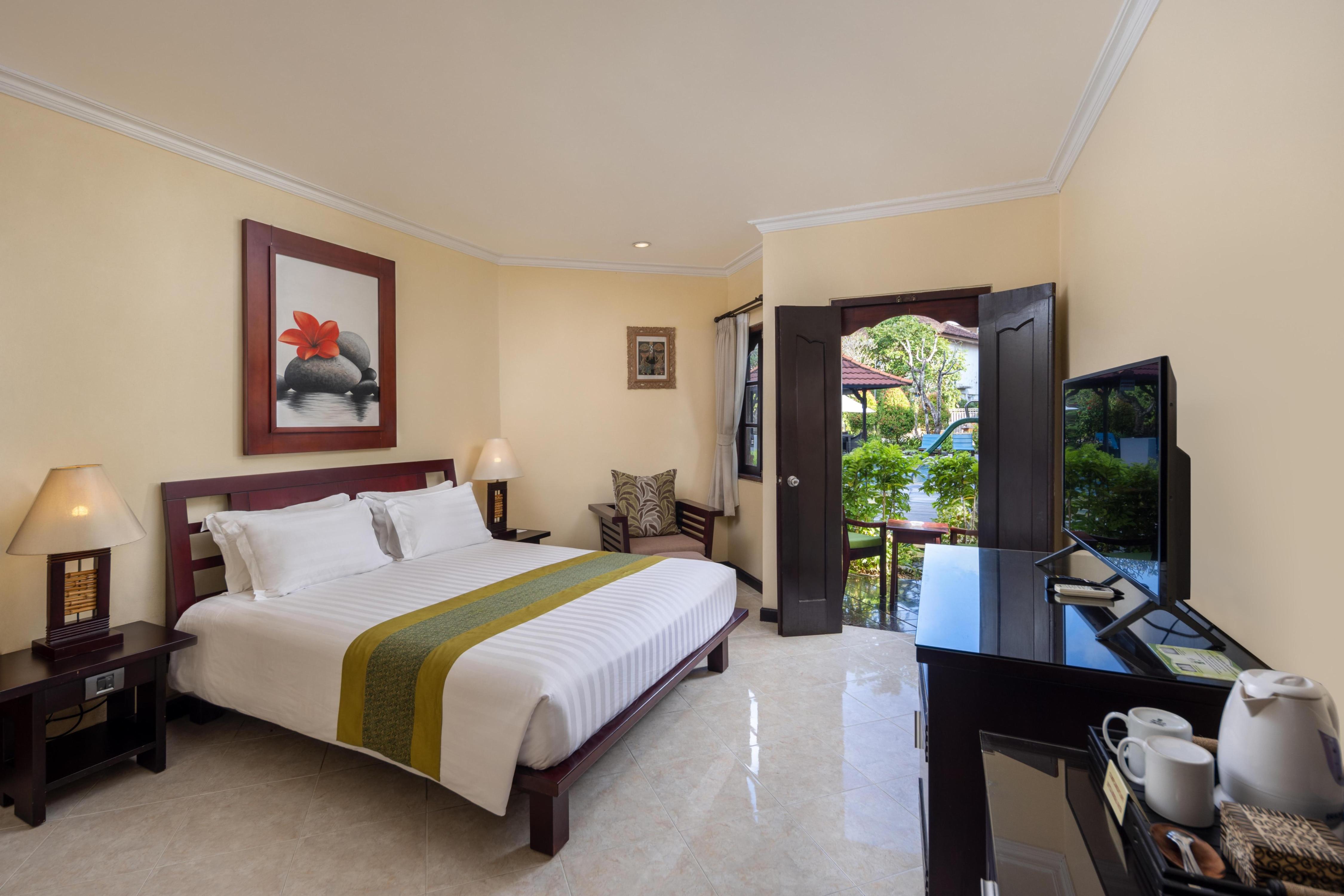 Adi Dharma Hotel Kuta Room Type - Superior pool access Adi Dharma Hotel Kuta Room Type - Superior pool access