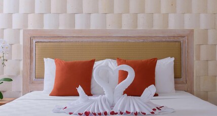 Blu-Zea Resort by Double-Six Room Type - Junior Suite