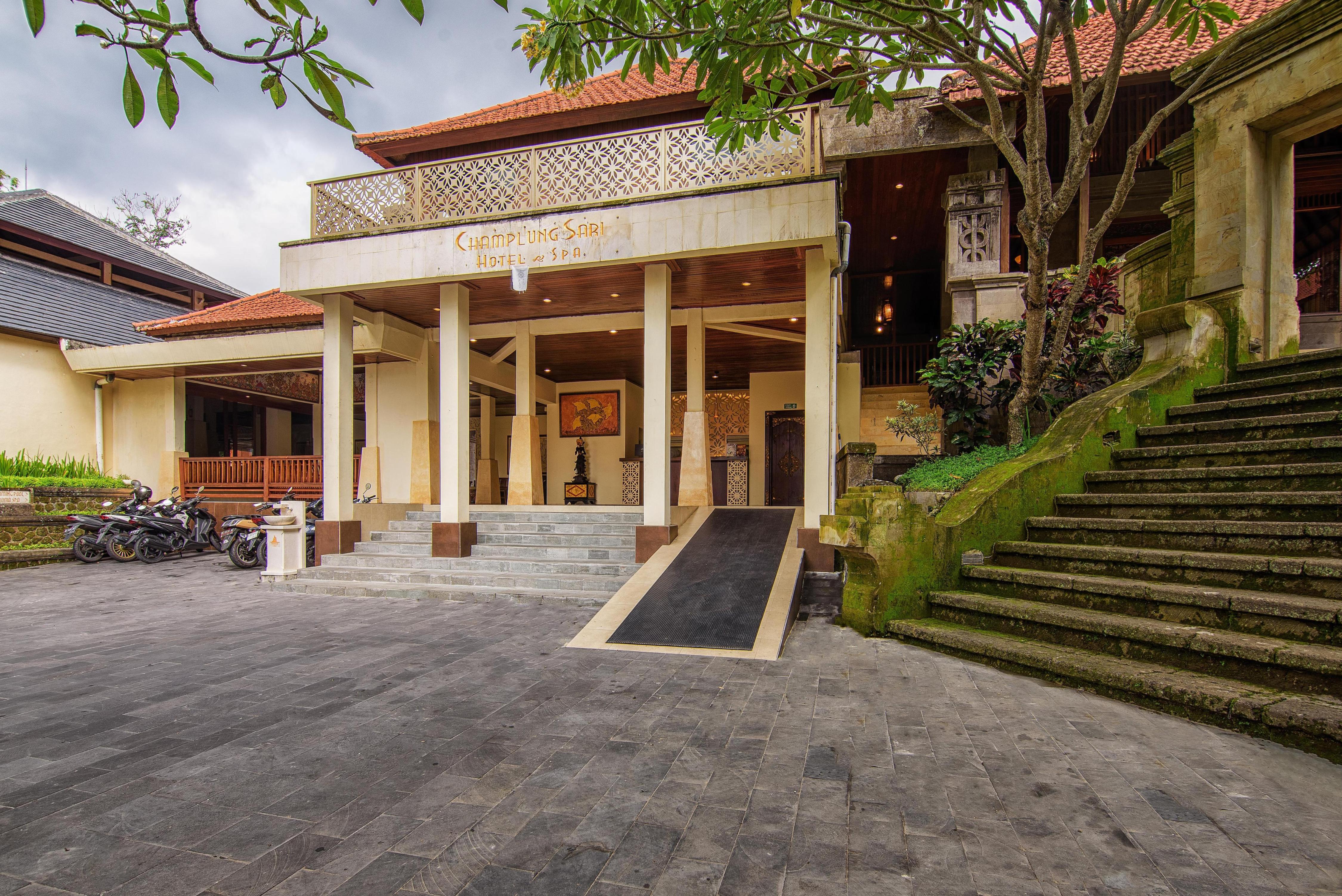 Champlung Sari Hotel Ubud - Tap to explore photos