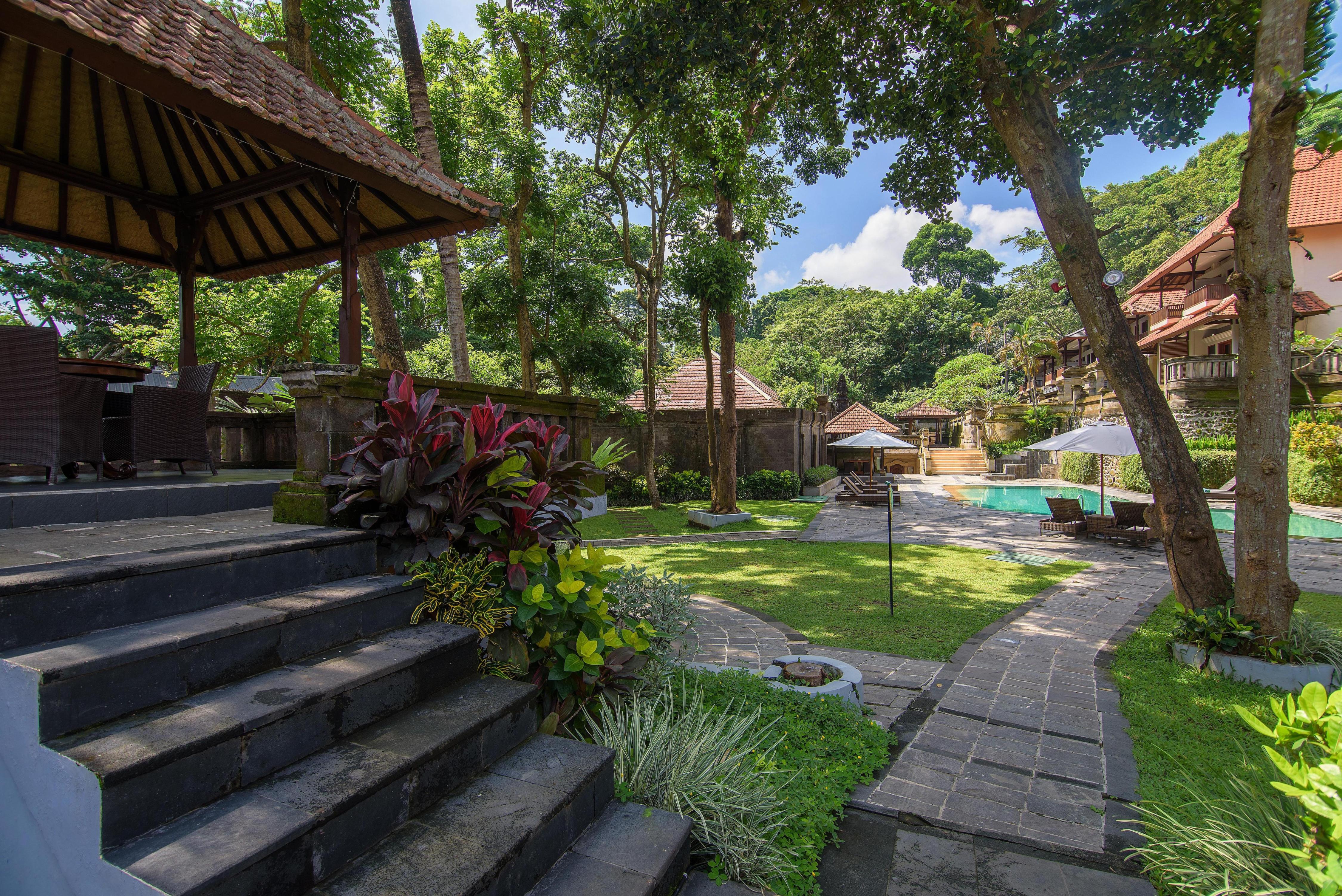 Champlung Sari Hotel Ubud - Tap to explore photos