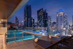 Adelphi Suites Bangkok