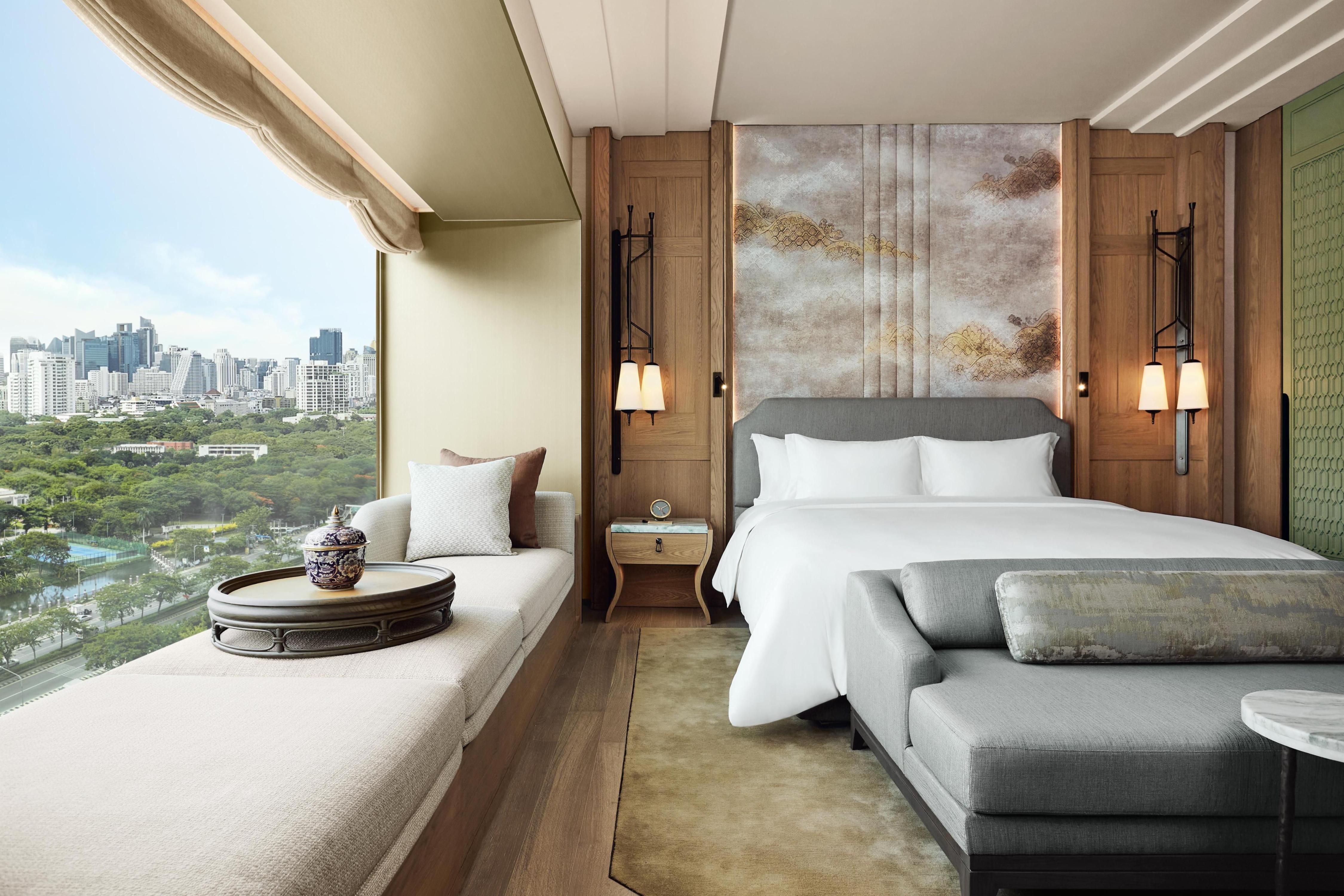 Dusit Thani Bangkok Room Type - Deluxe 1 King, Park View