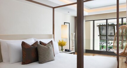 Siam Kempinski Hotel Bangkok Room Type - Duplex Cabana