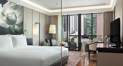 Siam Kempinski Hotel Bangkok Room Type - Executive Balcony King Room