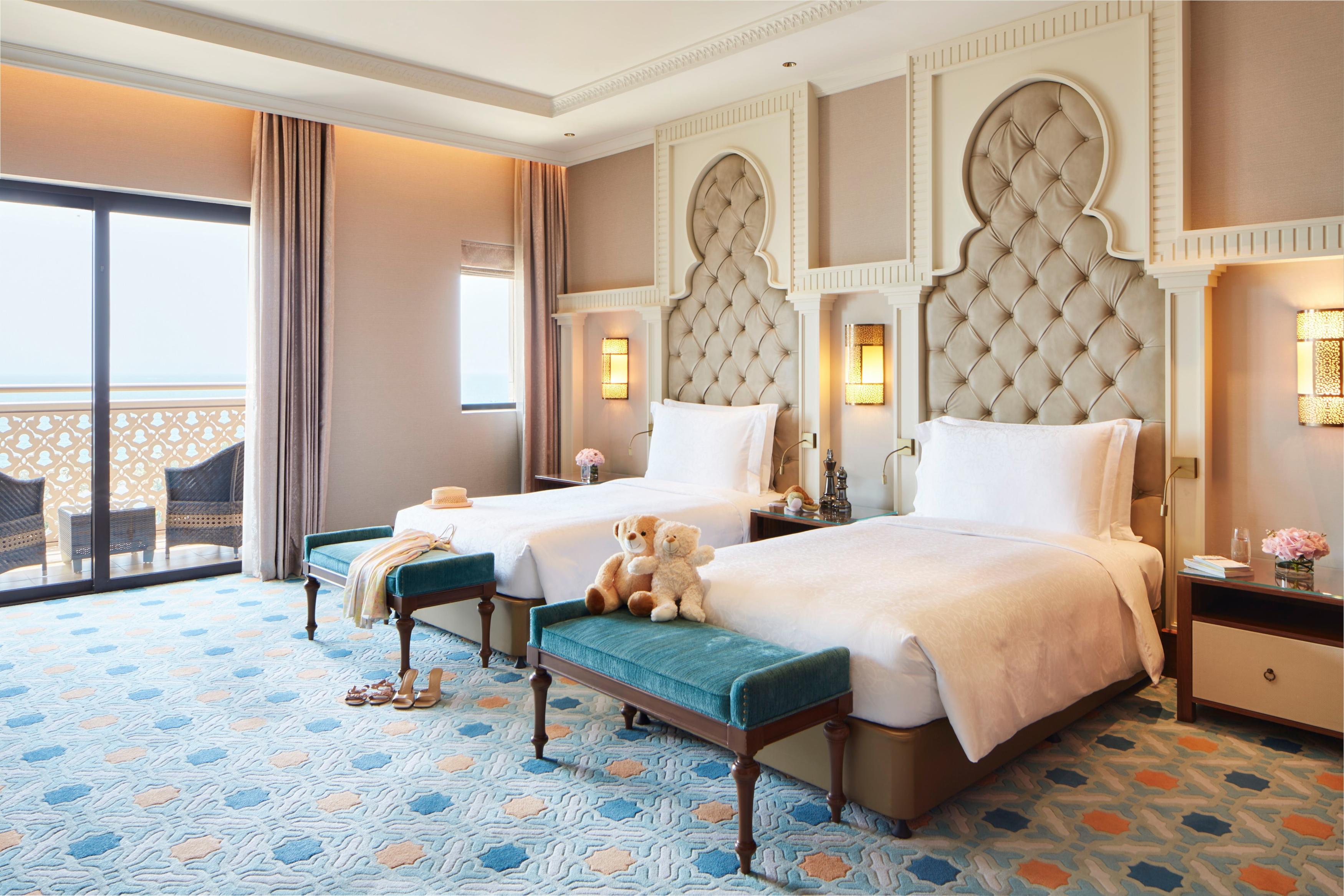 Jumeirah Al Qasr - Tap to explore photos