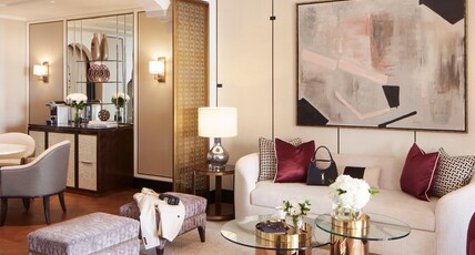 Jumeirah Mina Al Salam Dubai Room Type - Ocean View Suite - Includes airport transfer & suite benefits Jumeirah Mina Al Salam Dubai Room Type - Ocean View Suite - Includes airport transfer & suite benefits