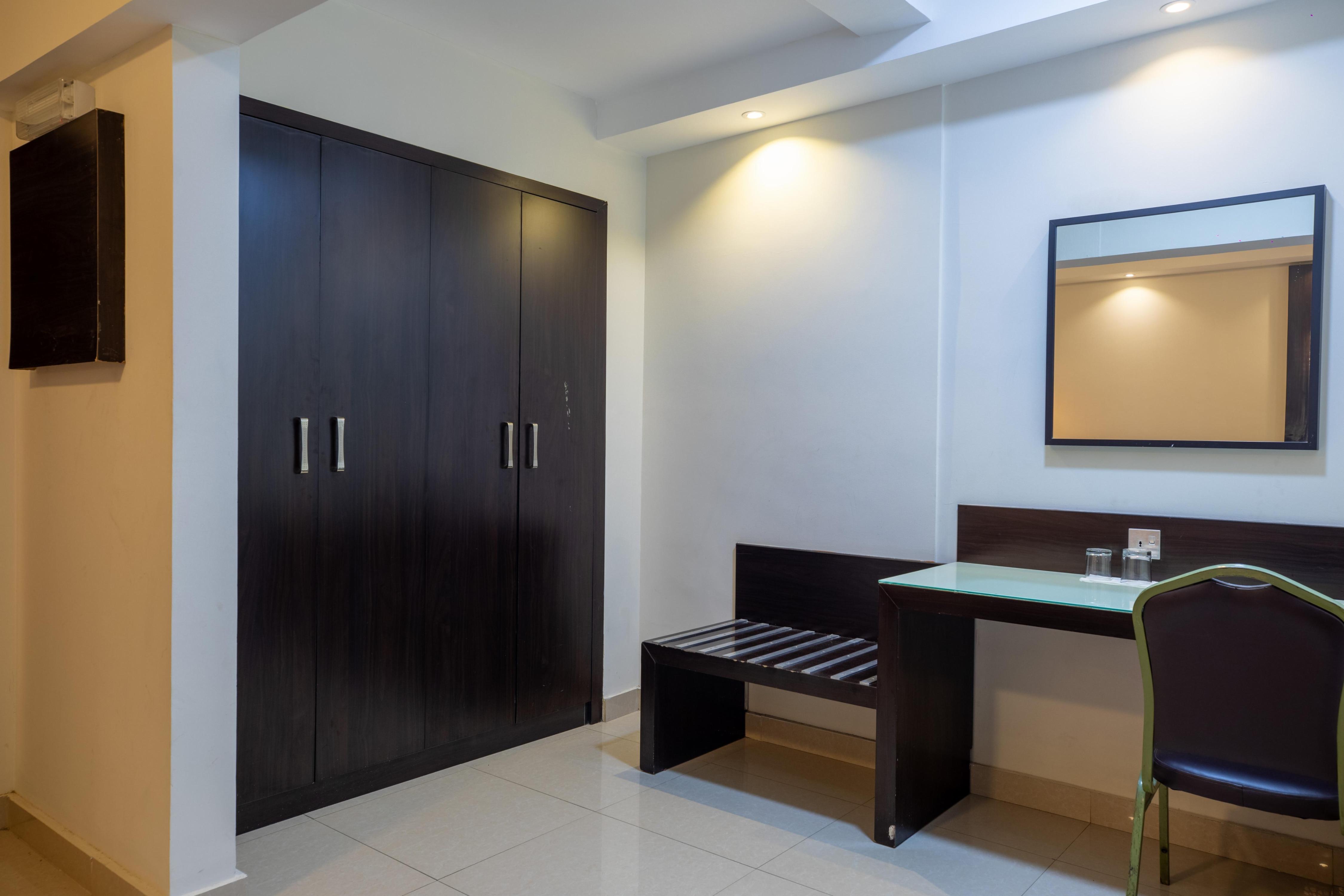 Panorama Hotel Bur Dubai - Tap to explore photos