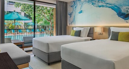 DoubleTree by Hilton Phuket Banthai Resort Room Type - TWIN PREMIUM ROOM POOLSIDE