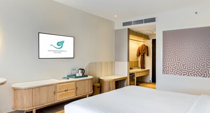 ANDAMAN EMBRACE PATONG Room Type - Elite Balcony (Andaman Wing) ANDAMAN EMBRACE PATONG Room Type - Elite Balcony (Andaman Wing)