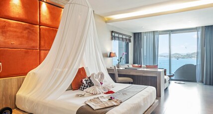 Cape Sienna Gourmet Hotel & Villas Room Type - Sea View Jacuzzi Romance Suites Room (Child 0-1.99 yrs Not Allowed) Cape Sienna Gourmet Hotel & Villas Room Type - Sea View Jacuzzi Romance Suites Room (Child 0-1.99 yrs Not Allowed)