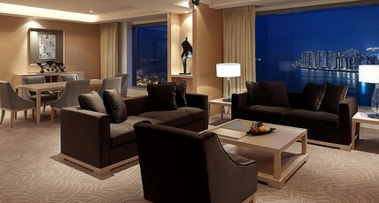 Hyatt Regency Hong Kong, Sha Tin Room Type - Regency, Executive Suite
