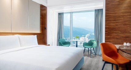 Nina Hotel Tsuen Wan West Room Type - Tower 1 Superior Harbour View King Room Nina Hotel Tsuen Wan West Room Type - Tower 1 Superior Harbour View King Room