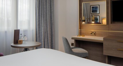 DoubleTree by Hilton London Angel Kings Cross Room Type - KING EXECUTIVE ROOM