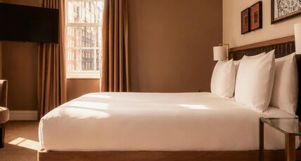 The May Fair Hotel, Mayfair Room Type - Collection Deluxe Room