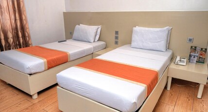 Eurotel Pedro Gil Room Type - Standard Twin Room