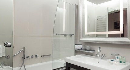 UNA Hotels Cusani Milano Room Type - Deluxe Twin Room