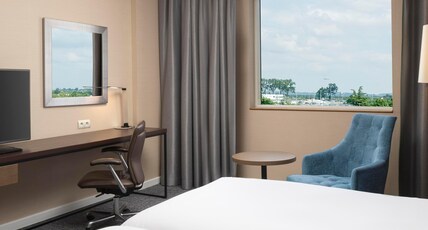 Hilton Paris Charles de Gaulle Airport Room Type - 2 Single Beds Deluxe Room