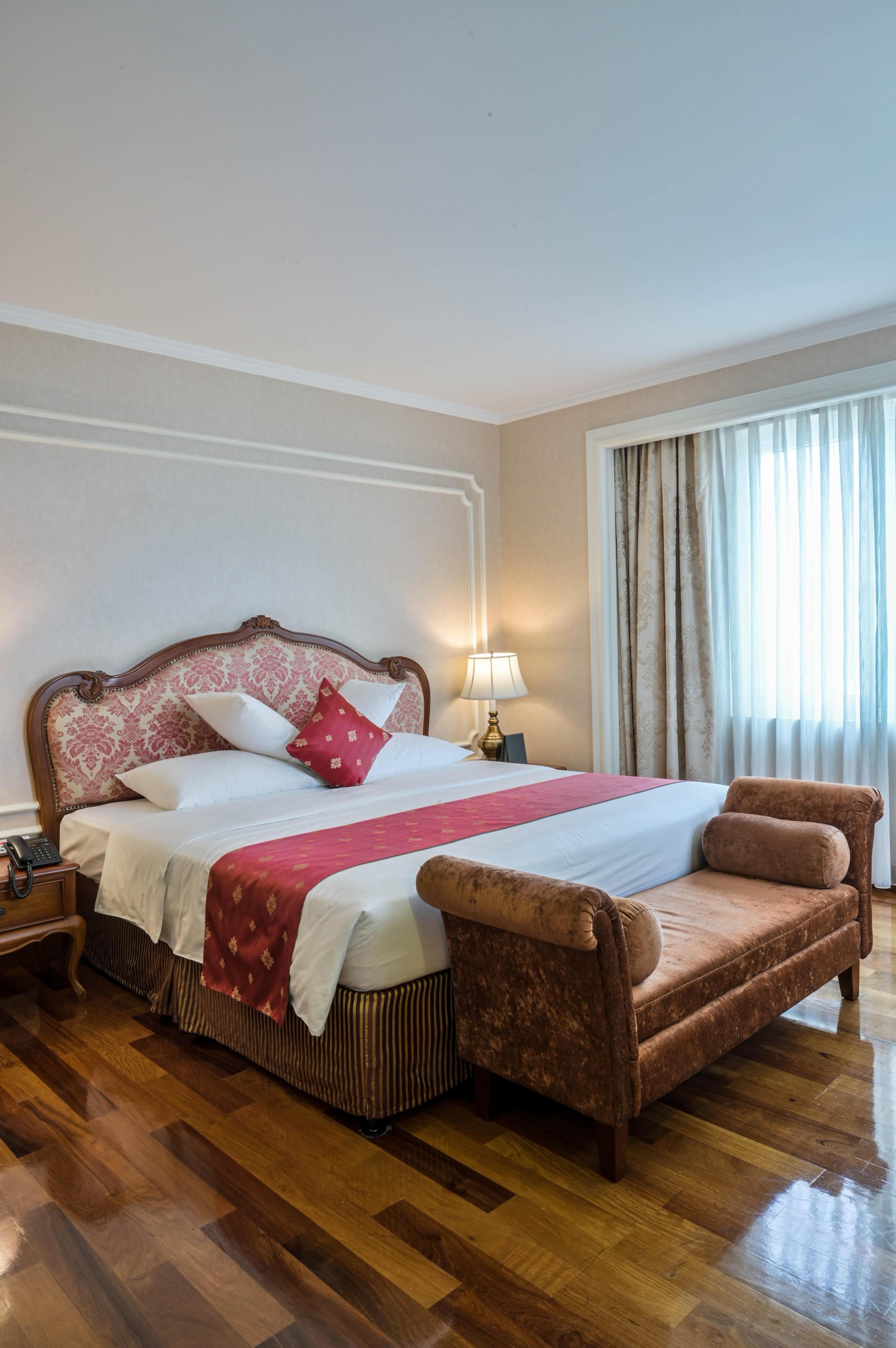 Hotel Grand Saigon Room Type - Royal Suite City View Hotel Grand Saigon Room Type - Royal Suite City View